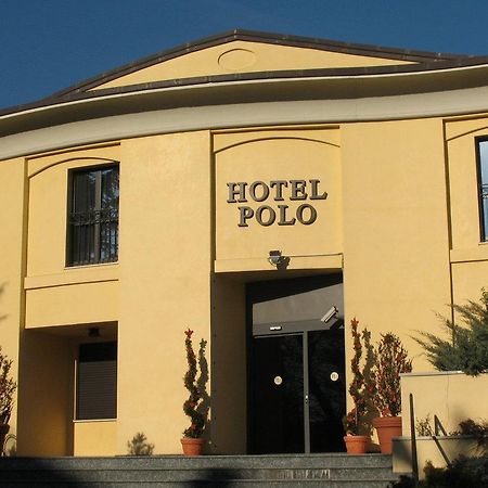 Polo Hotel Usmate Velate Extérieur photo